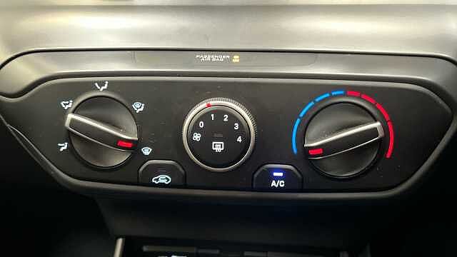 Hyundai BAYON 1.0 T-GDi MHEV SE Connect SUV 5dr Petrol Hybrid Manual Euro 6 (s/s) (100 ps)