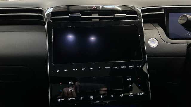 Hyundai TUCSON 1.6 h T-GDi Ultimate SUV 5dr Petrol Hybrid Auto Euro 6 (s/s) (230 ps) White