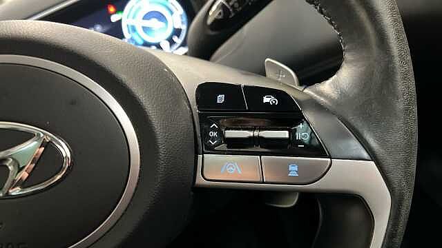 Hyundai TUCSON 1.6 h T-GDi Ultimate SUV 5dr Petrol Hybrid Auto Euro 6 (s/s) (230 ps) White