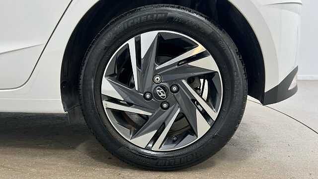 Hyundai i20 1.0 T-GDi MHEV SE Connect Hatchback 5dr Petrol Hybrid DCT Euro 6 (s/s) (100 ps)