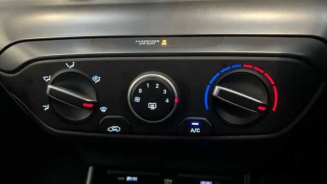 Hyundai i20 1.0 T-GDi MHEV SE Connect Hatchback 5dr Petrol Hybrid DCT Euro 6 (s/s) (100 ps)