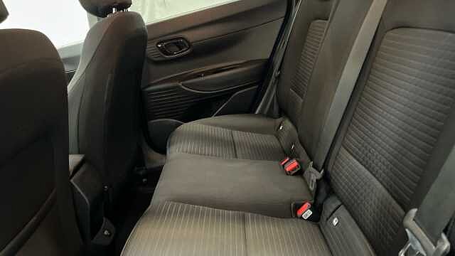 Hyundai i20 1.0 T-GDi MHEV Premium Hatchback 5dr Petrol Hybrid DCT Euro 6 (s/s) (100 ps)