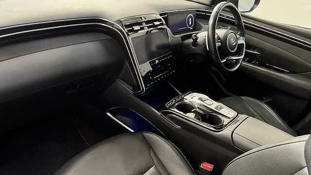 Hyundai TUCSON 1.6 h T-GDi 13.8kWh Ultimate SUV 5dr Petrol Plug-in Hybrid Auto 4WD Euro 6 (s/s)