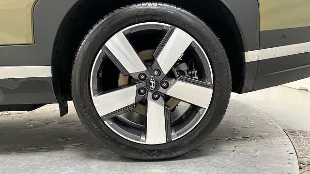 Hyundai Santa Fe 1.6 h T-GDi Ultimate SUV 5dr Petrol Hybrid Auto Euro 6 (s/s) (7Seat) (215 ps)
