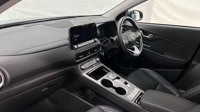 Hyundai KONA 64kWh Ultimate SUV 5dr Electric Auto (10.5kW Charger) (204 ps)