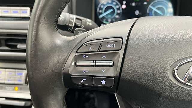 Hyundai KONA 64kWh Ultimate SUV 5dr Electric Auto (10.5kW Charger) (204 ps)