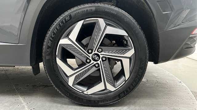 Hyundai TUCSON 1.6 h T-GDi 13.8kWh Ultimate SUV 5dr Petrol Plug-in Hybrid Auto 4WD Euro 6 (s/s)