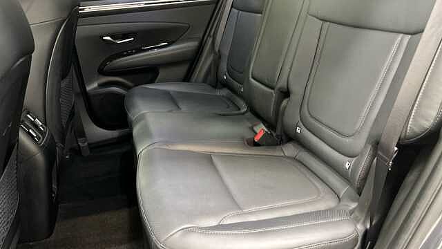 Hyundai TUCSON 1.6 h T-GDi 13.8kWh Ultimate SUV 5dr Petrol Plug-in Hybrid Auto 4WD Euro 6 (s/s)