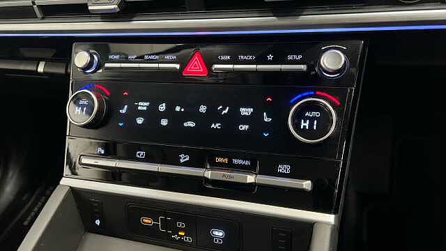 Hyundai Santa Fe 1.6 h T-GDi Ultimate SUV 5dr Petrol Hybrid Auto 4WD Euro 6 (s/s) (7Seat) (215 ps