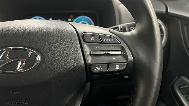 Hyundai KONA 1.6 h-GDi Ultimate SUV 5dr Petrol Hybrid DCT Euro 6 (s/s) (141 ps)
