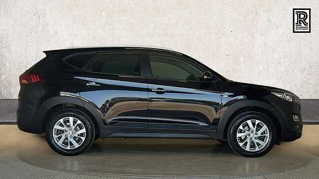 Hyundai TUCSON 1.6 CRDi MHEV SE Nav SUV 5dr Diesel Hybrid Manual Euro 6 (s/s) (115 ps)