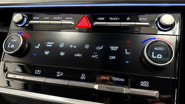 Hyundai SANTA FE 1.6 T-GDi 13.8kWh Ultimate SUV 5dr Petrol Plug-in Hybrid Auto 4WD Euro 6 (s/s) ( Earthy Brass