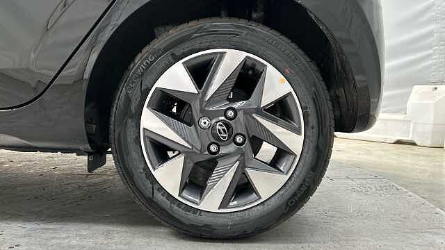 Hyundai i10 1.0 Advance Hatchback 5dr Petrol Auto Euro 6 (s/s) (63 ps)