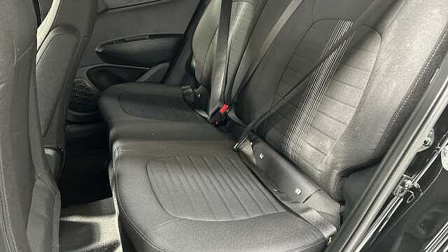 Hyundai i10 1.0 Advance Hatchback 5dr Petrol Auto Euro 6 (s/s) (63 ps)