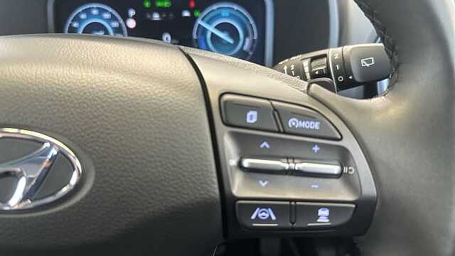 Hyundai KONA 1.6 h-GDi Ultimate SUV 5dr Petrol Hybrid DCT Euro 6 (s/s) (141 ps)