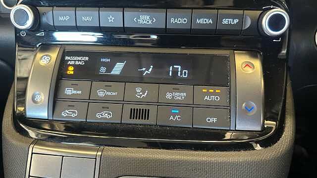 Hyundai INSTER Standard Range 42kWh 01 SUV 5dr Electric Auto (97 ps)