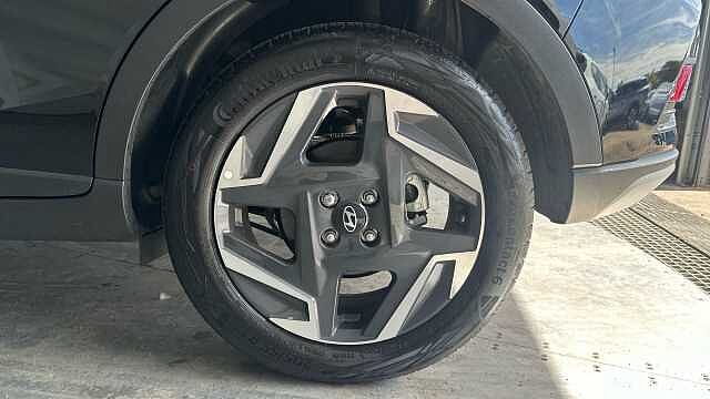Hyundai BAYON 1.0 T-GDi Tech Line DCT Euro 6 (s/s) 5dr PHANTOM BLACK