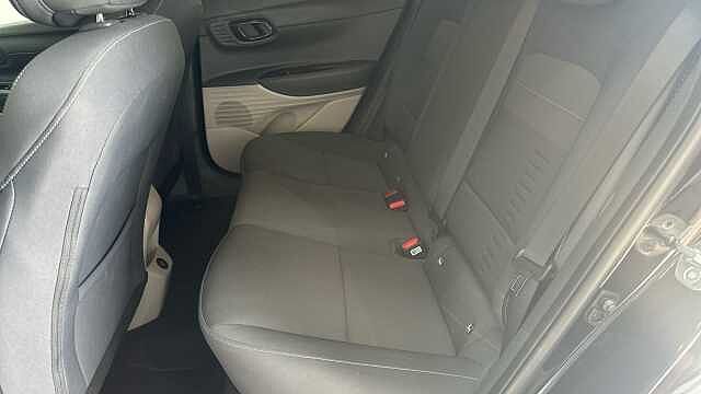 Hyundai BAYON 1.0 T-GDi Tech Line DCT Euro 6 (s/s) 5dr PHANTOM BLACK