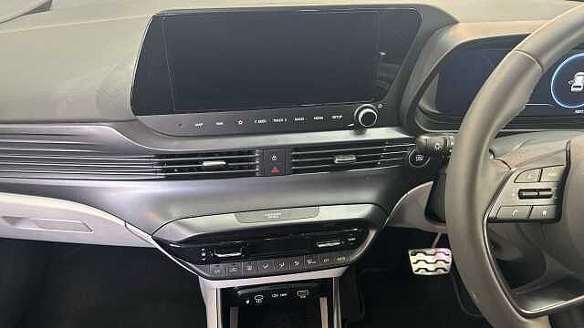 Hyundai BAYON 1.0 T-GDi Tech Line DCT Euro 6 (s/s) 5dr PHANTOM BLACK