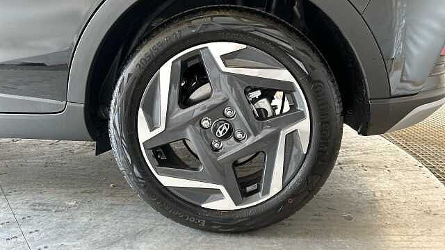 Hyundai BAYON 1.0 T-GDi Tech Line SUV 5dr Petrol Manual Euro 6 (s/s) (90 ps)