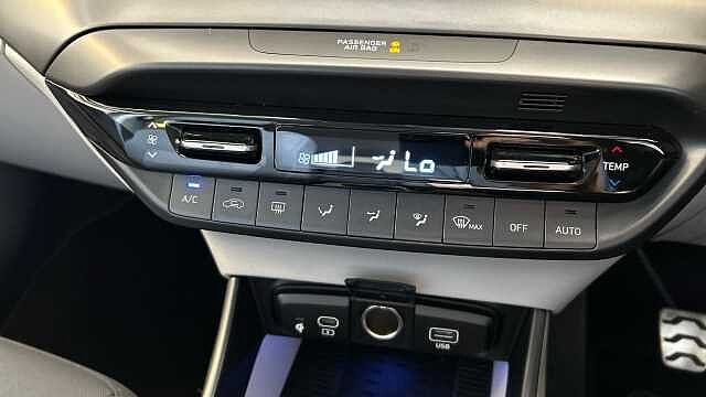 Hyundai BAYON 1.0 T-GDi Tech Line SUV 5dr Petrol Manual Euro 6 (s/s) (90 ps)