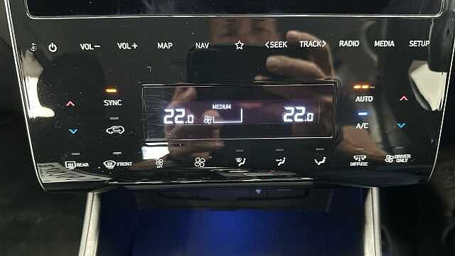 Hyundai TUCSON 1.6 h T-GDi Premium SUV 5dr Petrol Hybrid Auto Euro 6 (s/s) (230 ps)