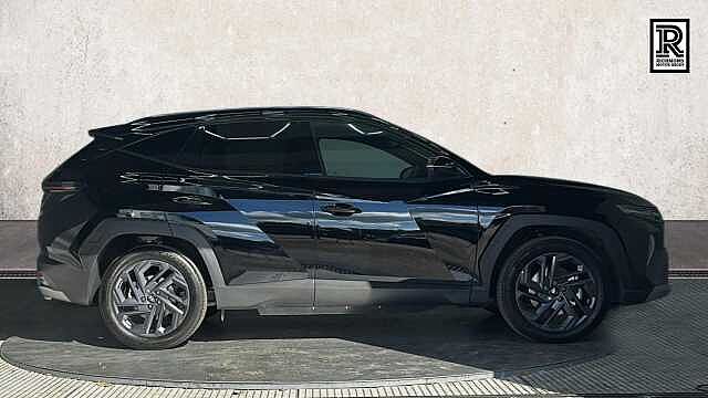 Hyundai TUCSON 1.6 T-GDi 13.8kWh Black Line SUV 5dr Petrol Plug-in Hybrid Auto Euro 6 (s/s) (25