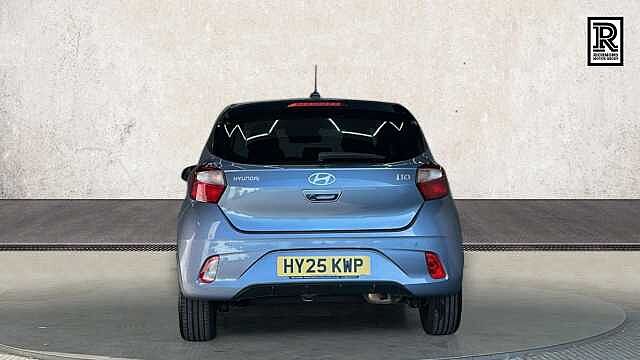 Hyundai i10 1.2 Premium Hatchback 5dr Petrol Auto Euro 6 (s/s) (79 ps)