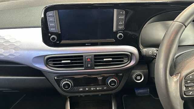 Hyundai i10 1.2 Premium Hatchback 5dr Petrol Auto Euro 6 (s/s) (79 ps)