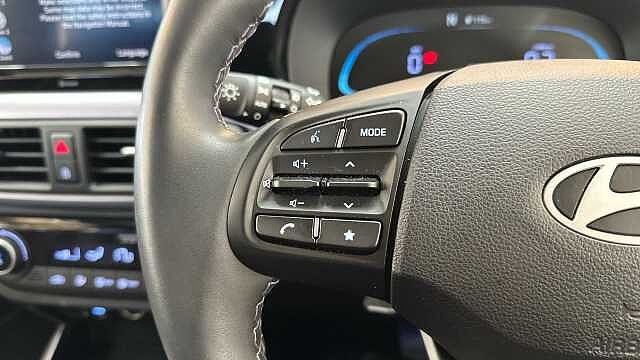 Hyundai i10 1.2 Premium Hatchback 5dr Petrol Auto Euro 6 (s/s) (79 ps)