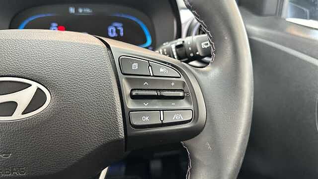 Hyundai i10 1.2 Premium Hatchback 5dr Petrol Auto Euro 6 (s/s) (79 ps)
