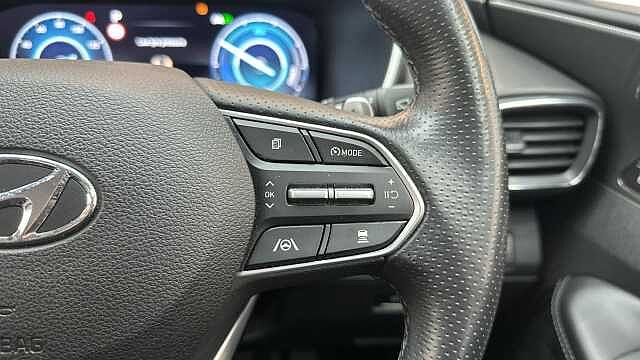 Hyundai Santa Fe 1.6 h T-GDi Ultimate SUV 5dr Petrol Hybrid Auto Euro 6 (s/s) (230 ps)