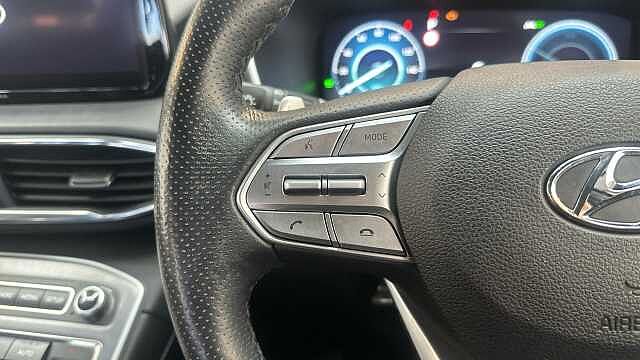 Hyundai Santa Fe 1.6 h T-GDi Ultimate SUV 5dr Petrol Hybrid Auto 4WD Euro 6 (s/s) (230 ps)