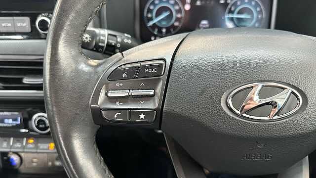 Hyundai KONA 1.0 T-GDi MHEV Premium SUV 5dr Petrol Hybrid Manual Euro 6 (s/s) (120 ps)